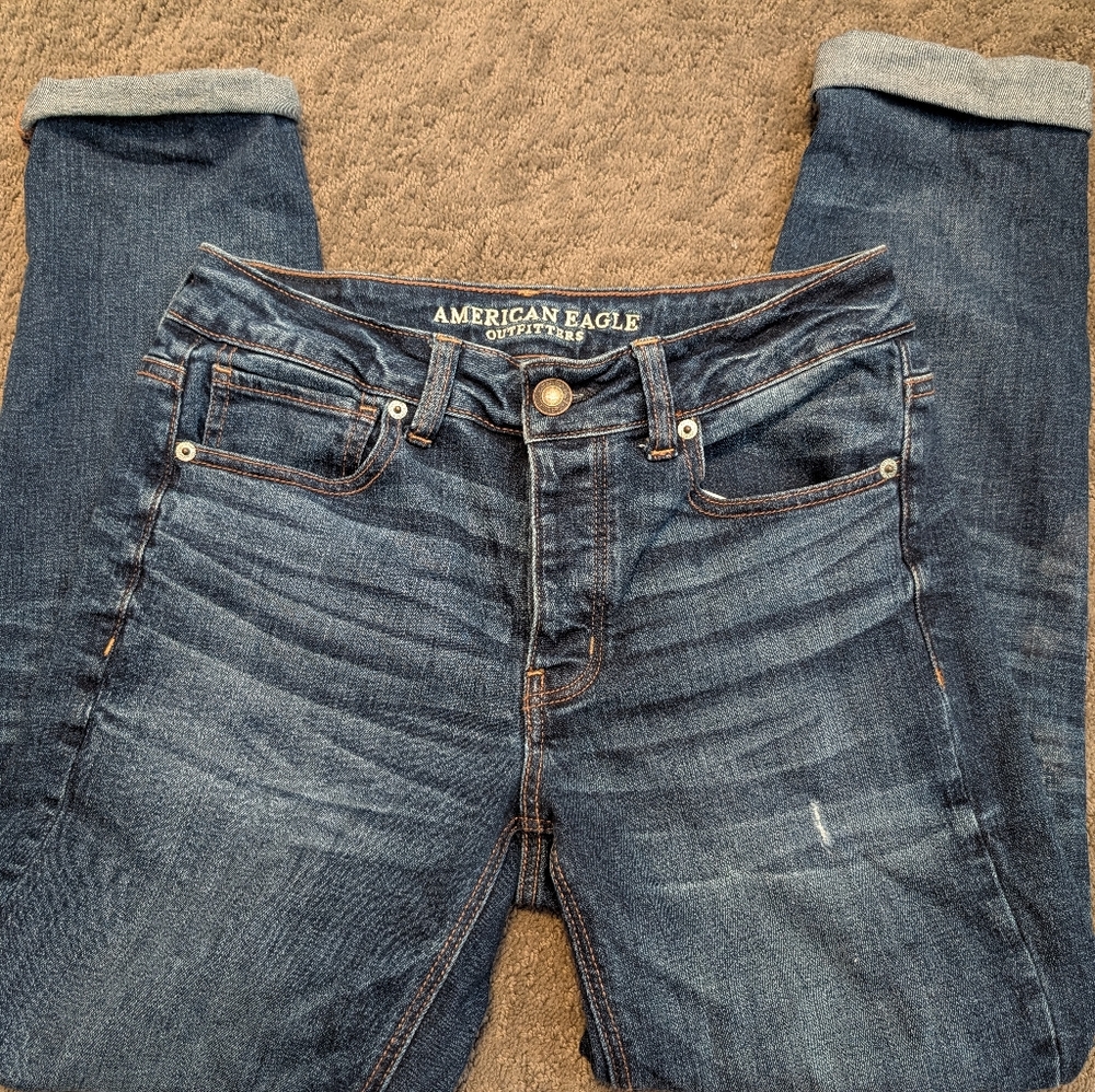 American eagle tomgirl jeans